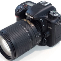 دوربین عکاسی نیکون Nikon D7500 Kit 18-140mm f/3.5-5.6 G VR کارکرده