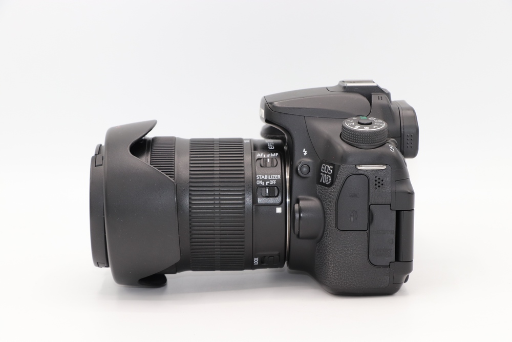 دوربین دیجیتال کانن مدل  EOS 70D + 18-135 IS    دسته دوم