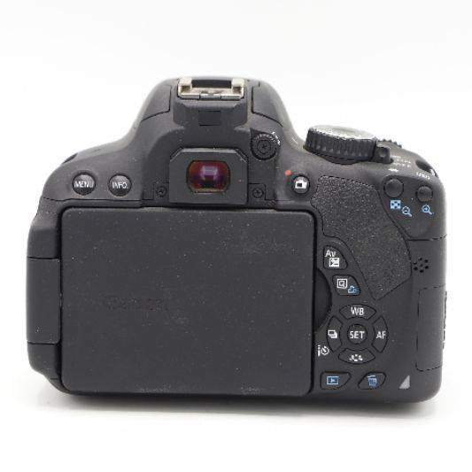 دوربین دیجیتال CANON 650D 18-55 IS III دسته دوم