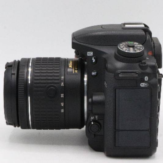 دوربین عکاسی نیکون Nikon D7500 Kit 18-55mm f/3.5-5.6 G VR دسته دوم