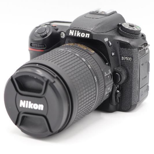 دوربین عکاسی نیکون Nikon D7500 Kit 18-140mm f/3.5-5.6 G VR  دسته دوم